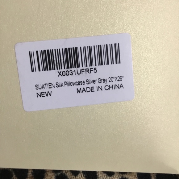 NEW Silver Gray Silk Pillowcase for Hair and Skin -Standard Size 20"X 26" - Picture 3 of 4